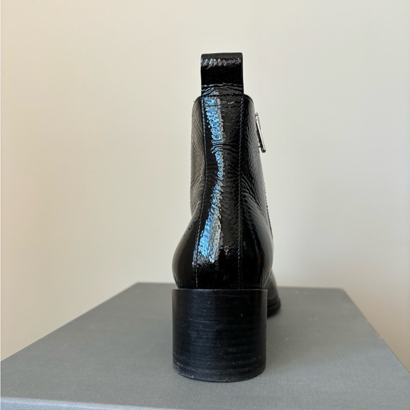 Everlane Boss Boot Black Patent - Picture 4 of 16